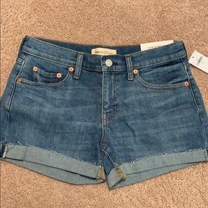 Brand New Gap Jean Shorts